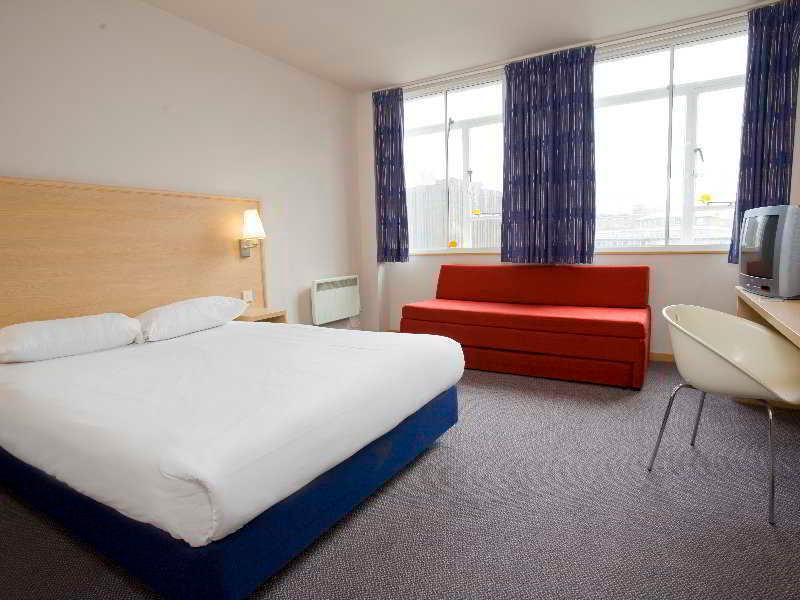 Travelodge Croydon Central Eksteriør billede