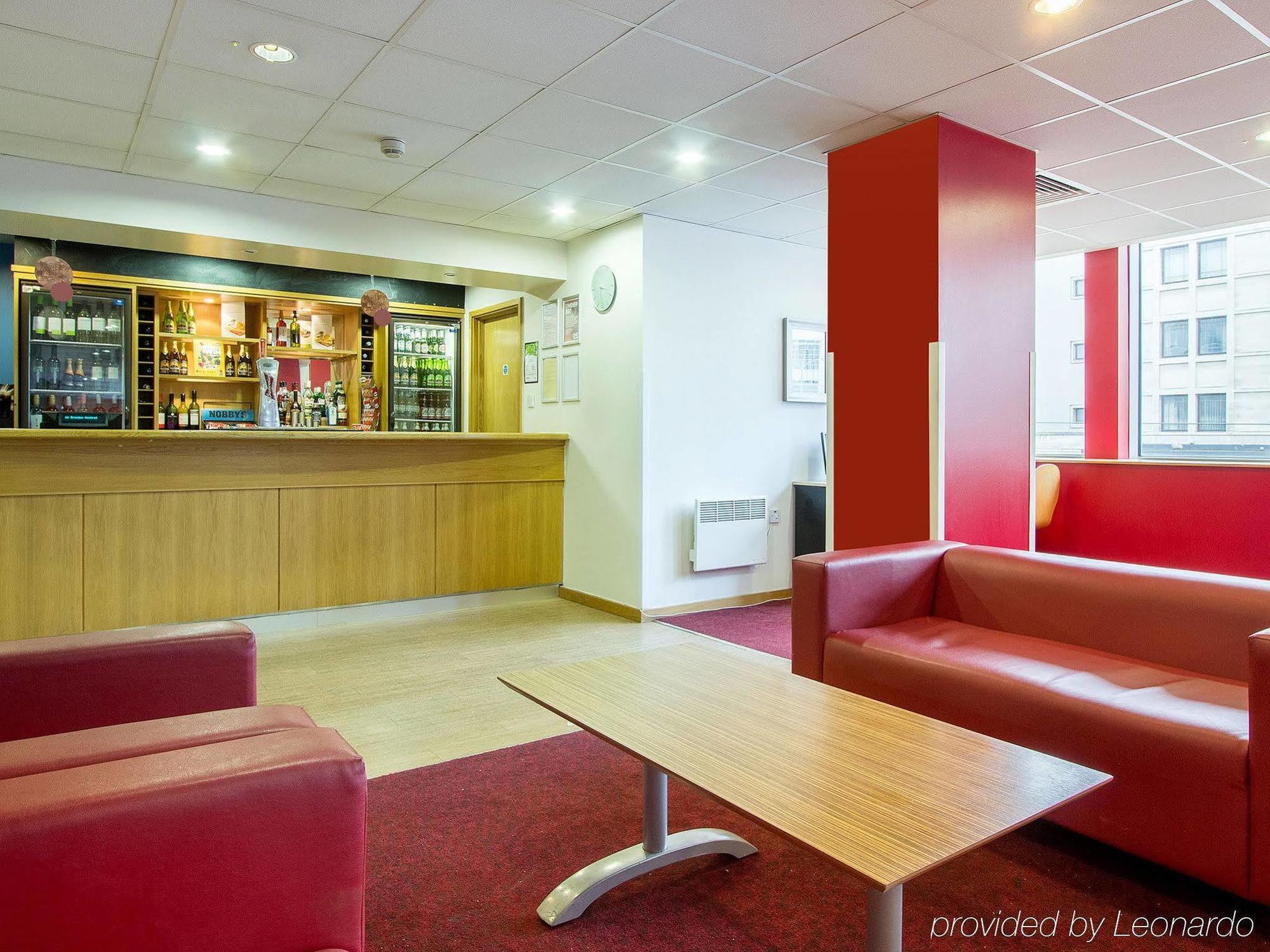 Travelodge Croydon Central Eksteriør billede